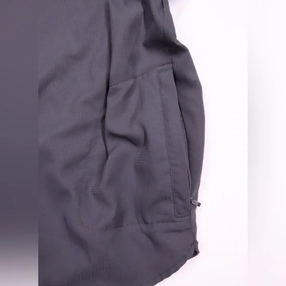 Bass Pro Shops Men's Charcoal Button Down Shirt - Picture 10 of 12